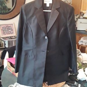 Blazer.  100%  Silk